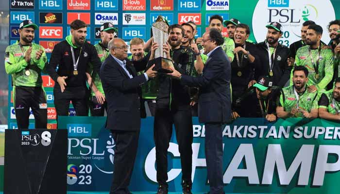 Lahore Qalandars skipper Shaheen Shah Afridi holds the coveted Supernova trophy after winning the PSL 2023. — X/@lahoreqalandars