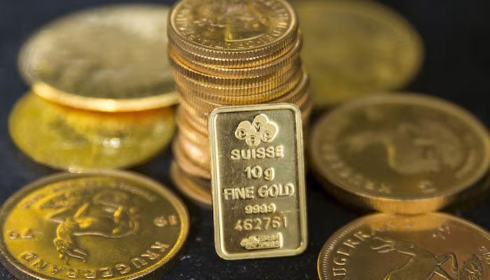 Gold bullion is displayed at Hatton Garden Metals precious metal dealers in London, Britain July 21, 2015. — Reuters
