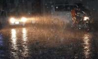 Steady showers soak Karachi in season’s opening winter spell