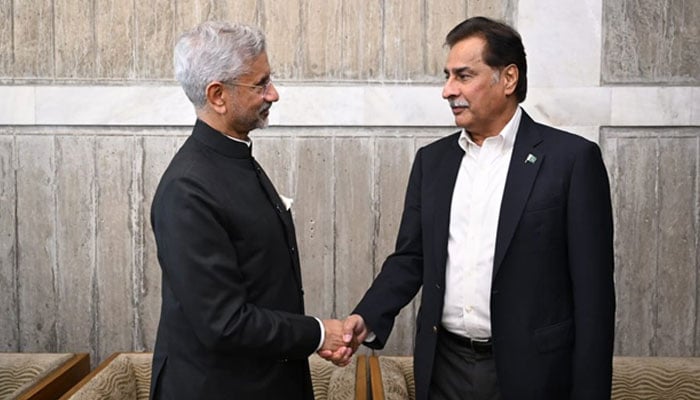 NA Speaker Ayaz Sadiq (right) shakes hands with Indian External Affairs Minister Dr S Jaishankar in Dhaka on December 31, 2025. — X/@ChiefAdviserGoB