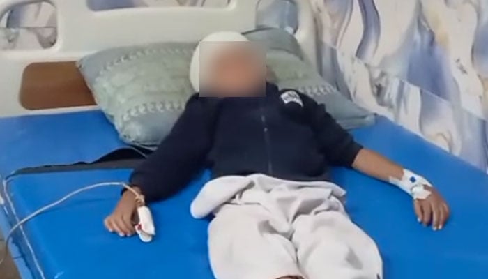 Six-year-old seminary student, Hassan, receives treatment at a hospital — Geo News