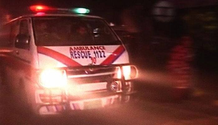 The representational image shows a Rescue 1122 ambulance. — Geo News/Screengrab