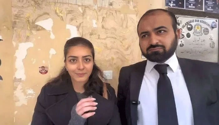 Rights activist Imaan Mazari pictured with her husband, Advocate Hadi Ali Chattha. — X@FaizQureshiUK/File