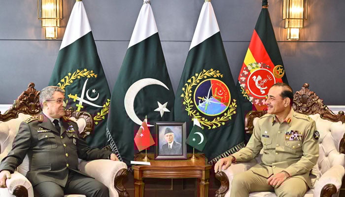 This image shows Chief of Defence Forces Field Marshal Asim Munir (left) and Turkish General Staff chief General Selcuk Bayraktaroglu during a meeting on January 30, 2026. — ISPR