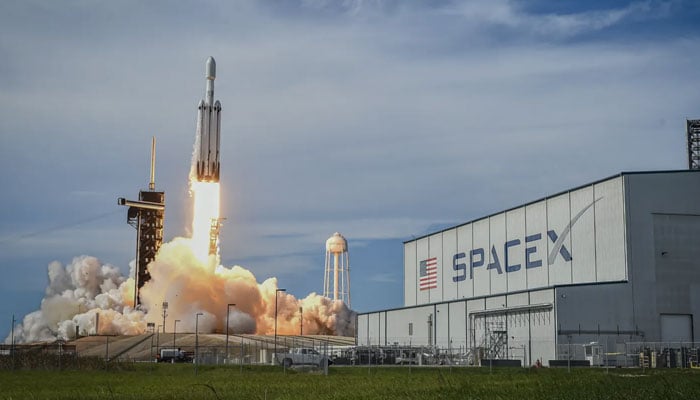 A SpaceX Falcon Heavy rocket carrying the National Oceanic and Atmospheric Administrations (NOAA) weather satellite Geostationary Operational Environmental Satellite U (GOES-U) lifts off from Launch Complex 39A at NASAs Kennedy Space Center, Florida, June 25, 2024. — AFP