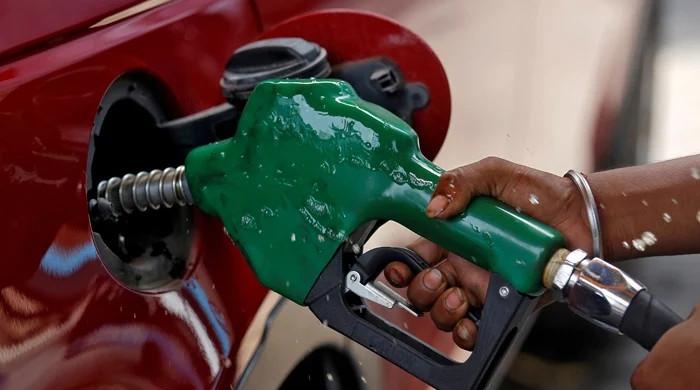 Petrol, diesel rates likely to go up in Pakistan from March 1