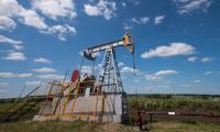 US weighs Russian oil relief amid energy market turmoil
