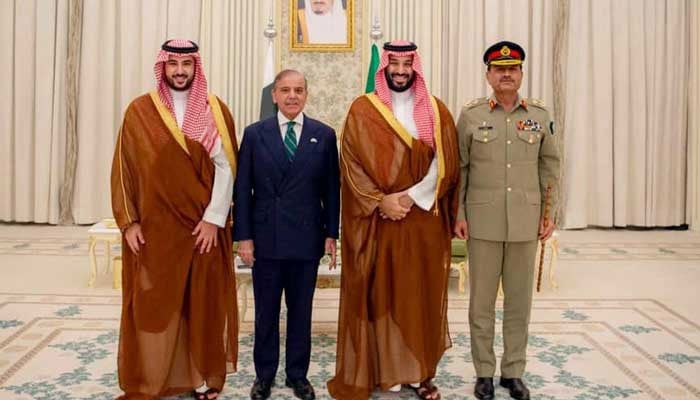(From right to left) Chief of Army Staff Field Marshal Asim Munir, Saudi Crown Prince Mohammed bin Salman and Prime Minister Shehbaz Sharif on September 17, 2025. — PID