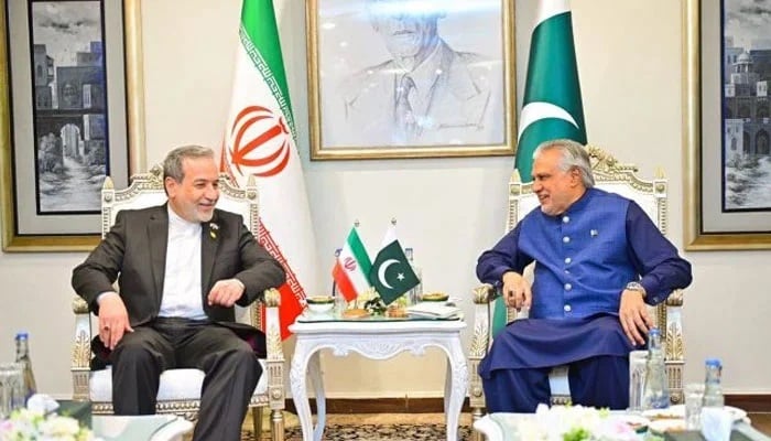 Deputy Prime Minister and Foreign Minister Ishaq Dar (right) holds a meeting with Iranian Foreign Minister Seyyed Abbas Araghchi, at the MoFA, on August 2, 2025. — APP