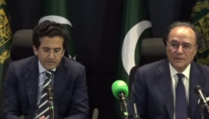 Petroleum Minister Ali Pervaiz Malik (left) and Finance Minister Muhammad Aurangzeb address a press conference on April 2, 2026. — Screengrab via Geo News