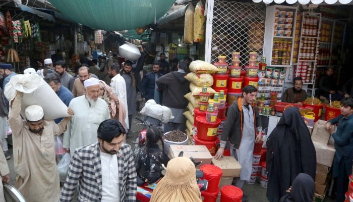Citizens are buying groceries items at Pipal Mandi Bazaar in Peshawar, February 17, 2026. — PPI