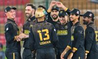 Asif Mehmood stars as Kingsmen hold United to modest total in PSL 11 encounter
