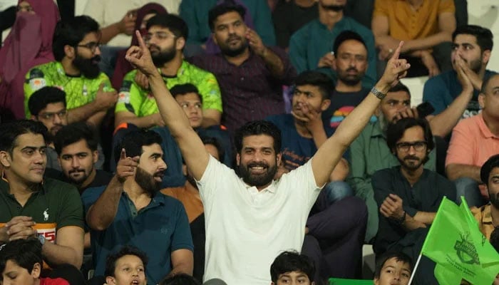 This picture shows fans at the Gaddafi Stadium in Lahore witnessing PSL 10 match between Lahore Qalandars and Karachi Kings on May 4, 2025. — PCB