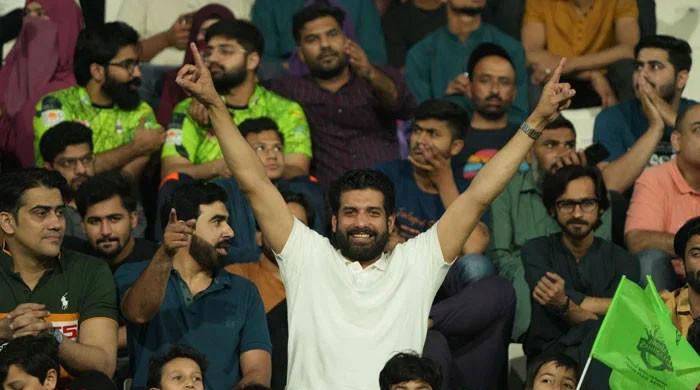 PCB chief to seek PM’s nod for allowing spectators at PSL 11