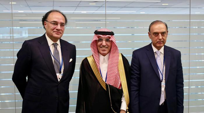Saudi Arabia pledges $3bn additional support, extends $5bn deposit for Pakistan