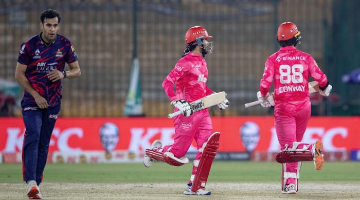 PSL 11: Islamabad United seal commanding win over Karachi Kings