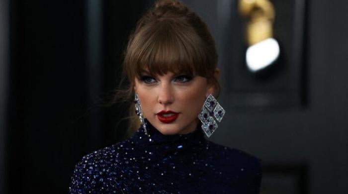 Taylor Swift tops American Music Awards nominations again
