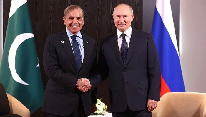 Prime Minister Shehbaz Sharif meets Russian President Vladimir Putin on the sidelines of the SCO summit in Samarkand, Uzbekistan, on September 15. 2022. — Kremlin