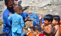 Karachi Swelters As Temperature Climbs To 38.5°C