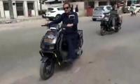 VIDEO: Karachi Mayor Arrives At Sindh Assembly On E-bike Sans Helmet