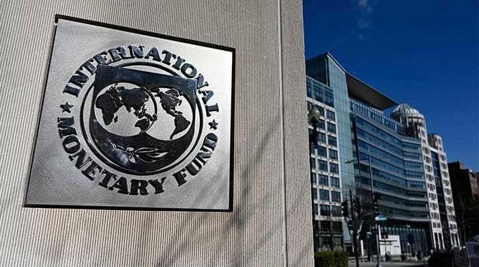 IMF lauds Pakistan macroeconomic recovery, highlights risks from ME war  