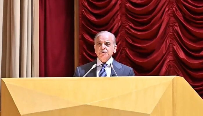 PM Shehbaz addresses faculty and student officers at Command and Staff College in Quetta on May 19, 2026. — X/@PakPMO