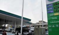 Petrol, diesel prices slashed by up to Rs6.80 per litre