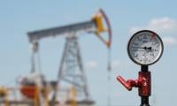 Oil retreats from recent highs amid US-Iran diplomatic uncertainty