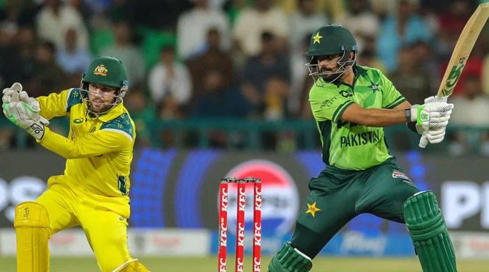 Pakistan defeat Australia in third ODI to clinch series