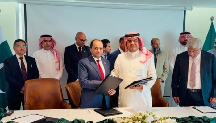 Officials of Pakistan and Saudi Arabia sign MoU to explore the development of a maritime business district on prime Karachi Port Trust (KPT) in Islamabad on June 6, 2026. — @PTVNewsOfficial