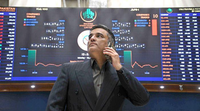 PSX rises as Trump remarks, lower oil lift sentiment