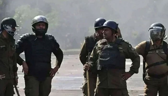 The representational image shows the Punjab Police personnel standing guard in Lahore. — APP/File