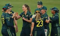 Pakistan suffer fourth straight defeat as Australia claim victory by 113 runs