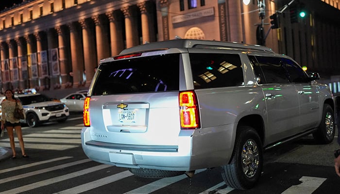 A car believed to be transporting Taylor Swift makes its way outside Madison Square Garden, amid a reported wedding between singer Taylor Swift and National Football League (NFL) player Travis Kelce, in New York City, US, July 3, 2026. — Reuters